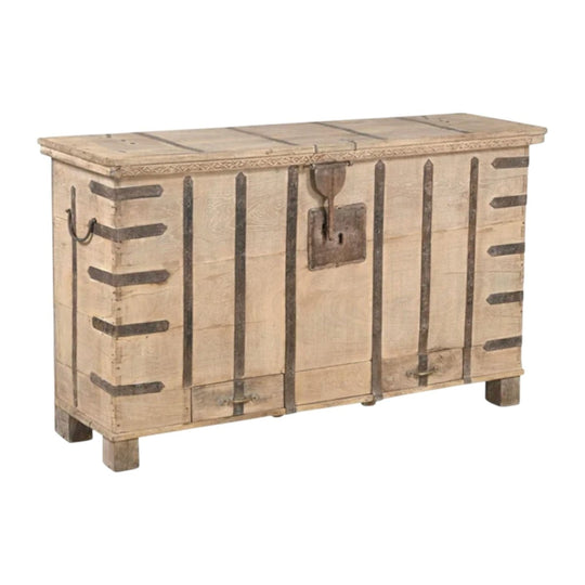 INDIAN ANTIQUE STORAGE TRUNK