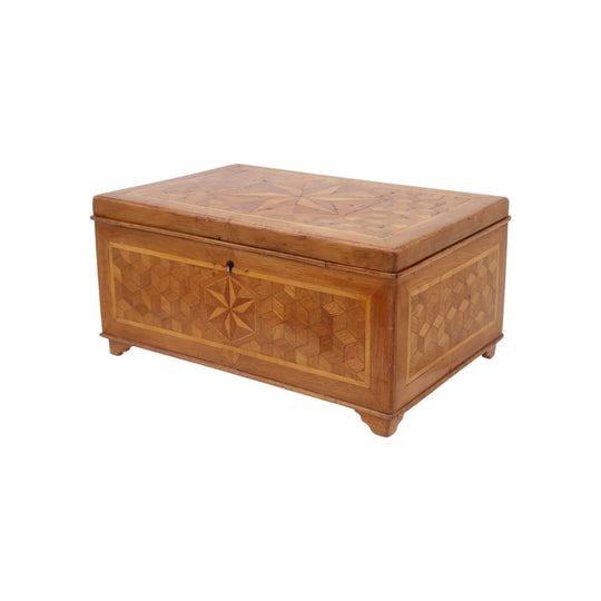 Inlaid box made in Harderwijk internment camp during WW1