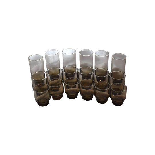 Kaaru “Tasman” 18 piece (Thirsties) boxed set. Glass tumblers - Made in New Zealand. Original packaging Retro glassware