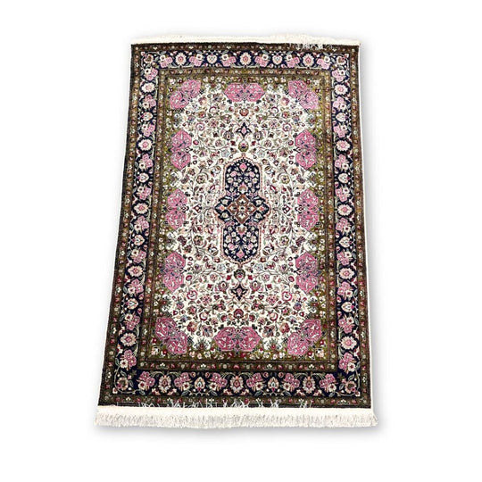 Kashmir Indian silk carpet 100 x 150cm