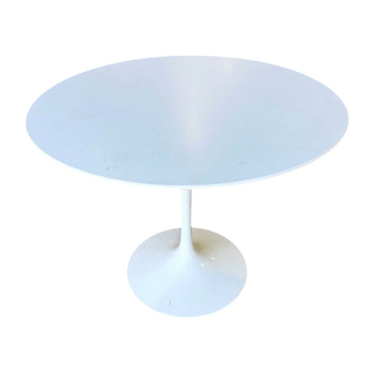 Knoll Saarinen Tulip Dining Table — White Timber Veneer, 90cm