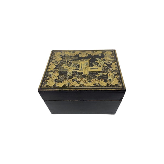 Lacquered Chinoiserie box