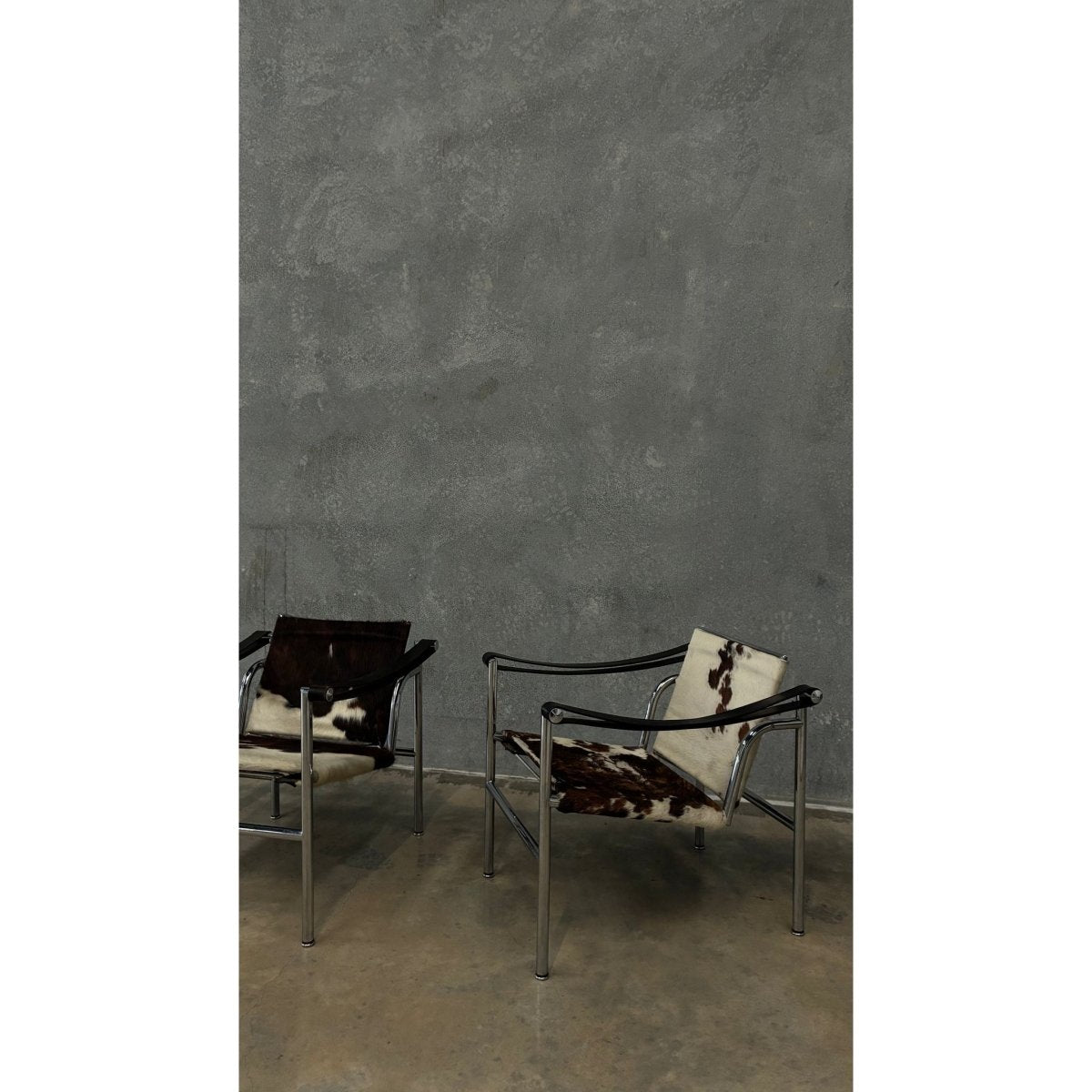 LC1 Basculant Chair by Le Corbusier, Pierre Jeanneret & Charlotte Perriand for Cassina 1970s | Bazaa | Designer, Vintage and Antique Furniture