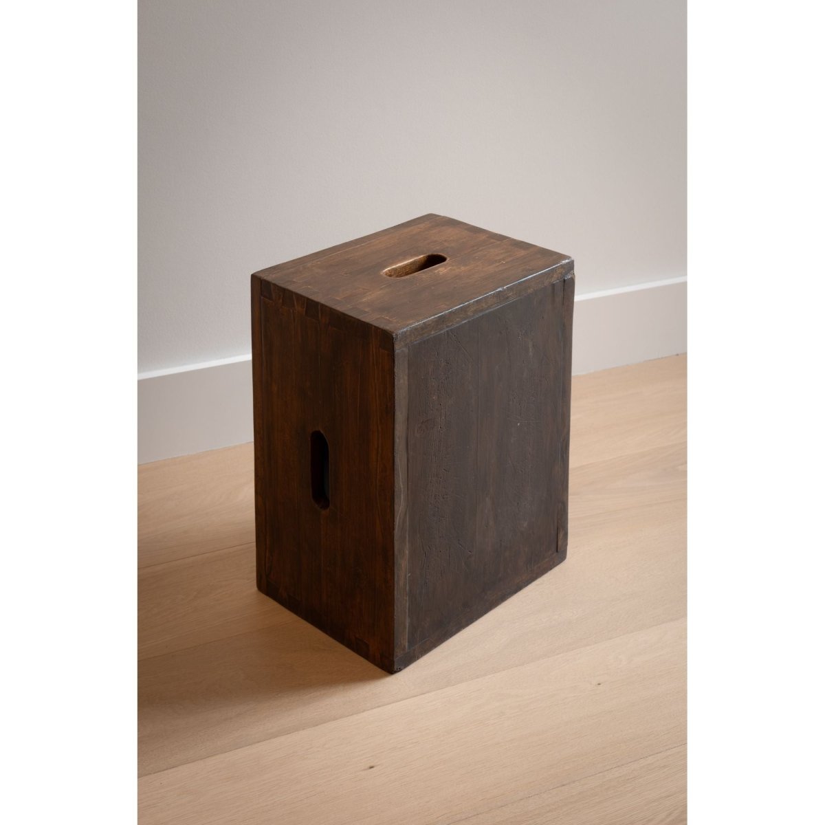 Le Corbusier Box Stool | Bazaa | Designer, Vintage and Antique Furniture