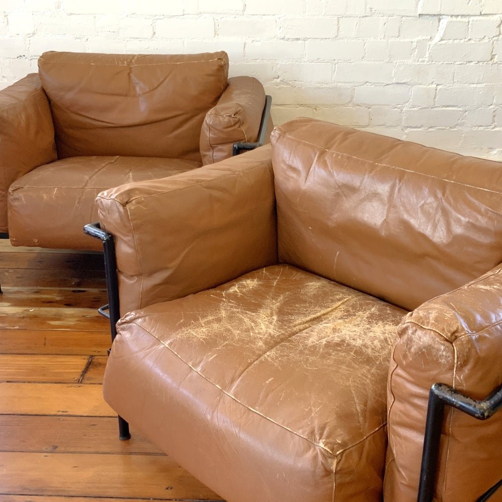 Le Corbusier LC3 Sofa and Pair of Lounge Chairs – Black and Tan Leather, Italy | Bazaa | Designer, Vintage and Antique Furniture