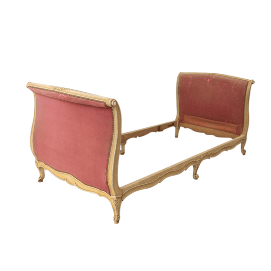Louis XV Style Daybed – Suited to Restoration