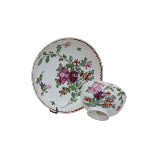 Lowestoft porcelain tea bowl and saucer