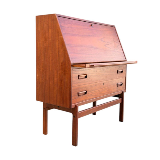 Mid Century Modern Danish Arne Wahl Iversen Model 68 Teak Secretary Desk Vinde Møbelfabrik