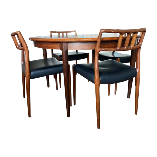 Niels O. Møller Extension Dining Table and 'Model 79' Chairs