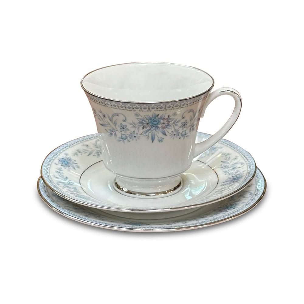 Noritake Blue Hill dinner set for 12 | Bazaa | Designer, Vintage and Antique Furniture