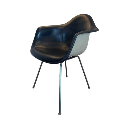 Original Eames DAX Fiberglass Shell Chairs, Herman Miller, 60's.