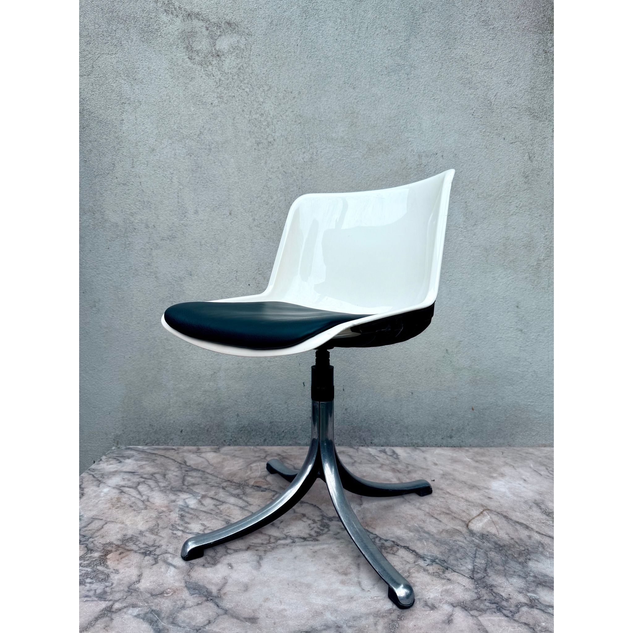 Osvaldo Borsani for Tecno Spa - ‘Modus’ post - modern retro chair, circa 1968 | Bazaa | Designer, Vintage and Antique Furniture