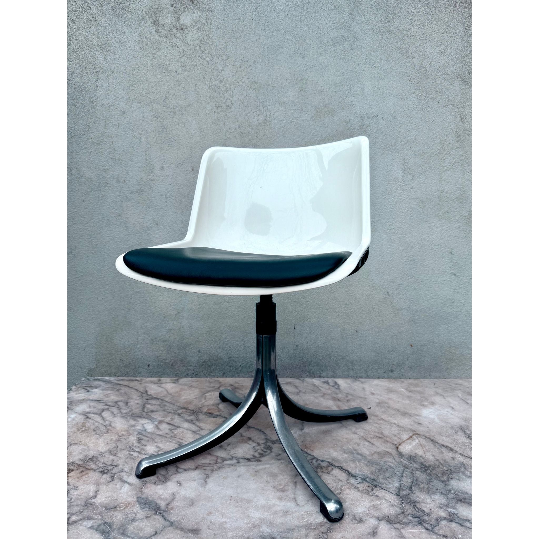 Osvaldo Borsani for Tecno Spa - ‘Modus’ post - modern retro chair, circa 1968 | Bazaa | Designer, Vintage and Antique Furniture