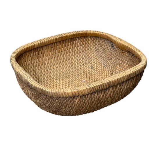 Oval Willow Display Basket — Natural.