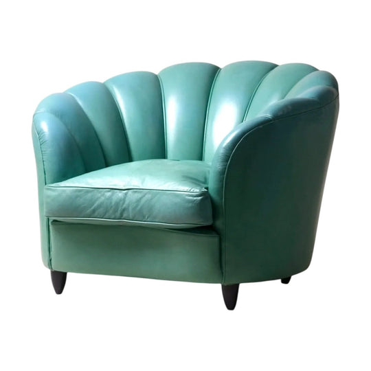 Pair of Gio Ponti for Casa e Giardino 'Shell' Lounge chairs, 1940's Italy.