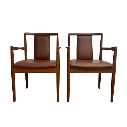 Pair Of Mid Century Parker T-Back Model 89 Carver Dining Chairs*