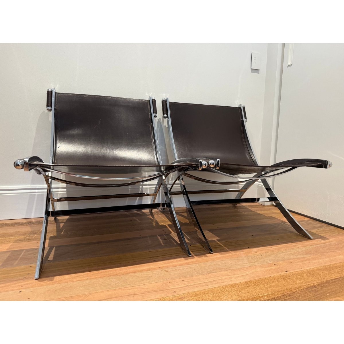 Pair of Timeless Scissor Chairs by Paul Tuttle & Antonio Citterio for Flexform, Italy, 1980s | Bazaa | Designer, Vintage and Antique Furniture