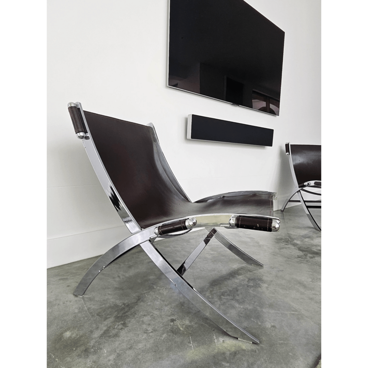 Pair of Timeless Scissor Chairs by Paul Tuttle & Antonio Citterio for Flexform, Italy, 1980s | Bazaa | Designer, Vintage and Antique Furniture