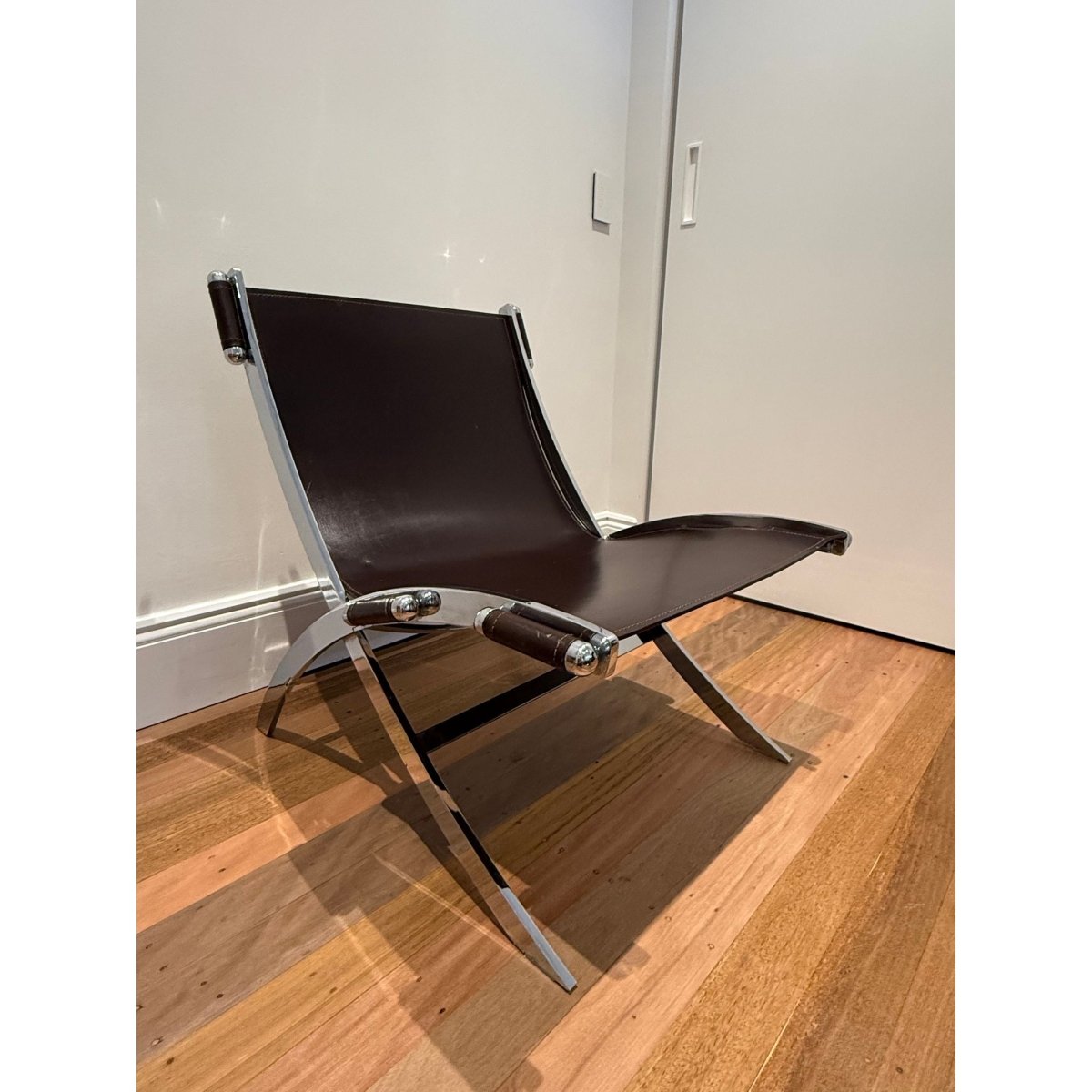 Pair of Timeless Scissor Chairs by Paul Tuttle & Antonio Citterio for Flexform, Italy, 1980s | Bazaa | Designer, Vintage and Antique Furniture