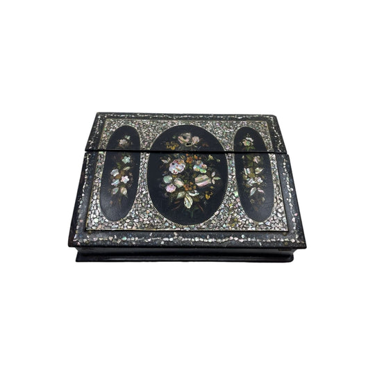 Papier-mâché writing slope