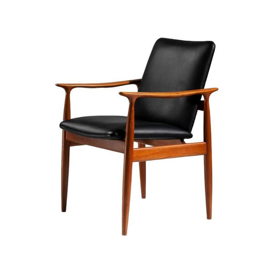 Parker 119 Carver Chair