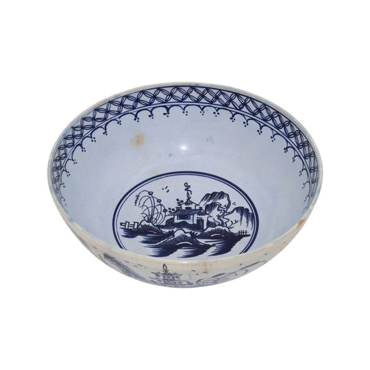 Pearlware hand painted blue and white bowl