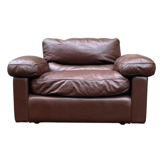 Petronio Leather Armchair by Tito Agnoli for Poltrona Frau 1970s | Bazaa | Designer, Vintage and Antique Furniture