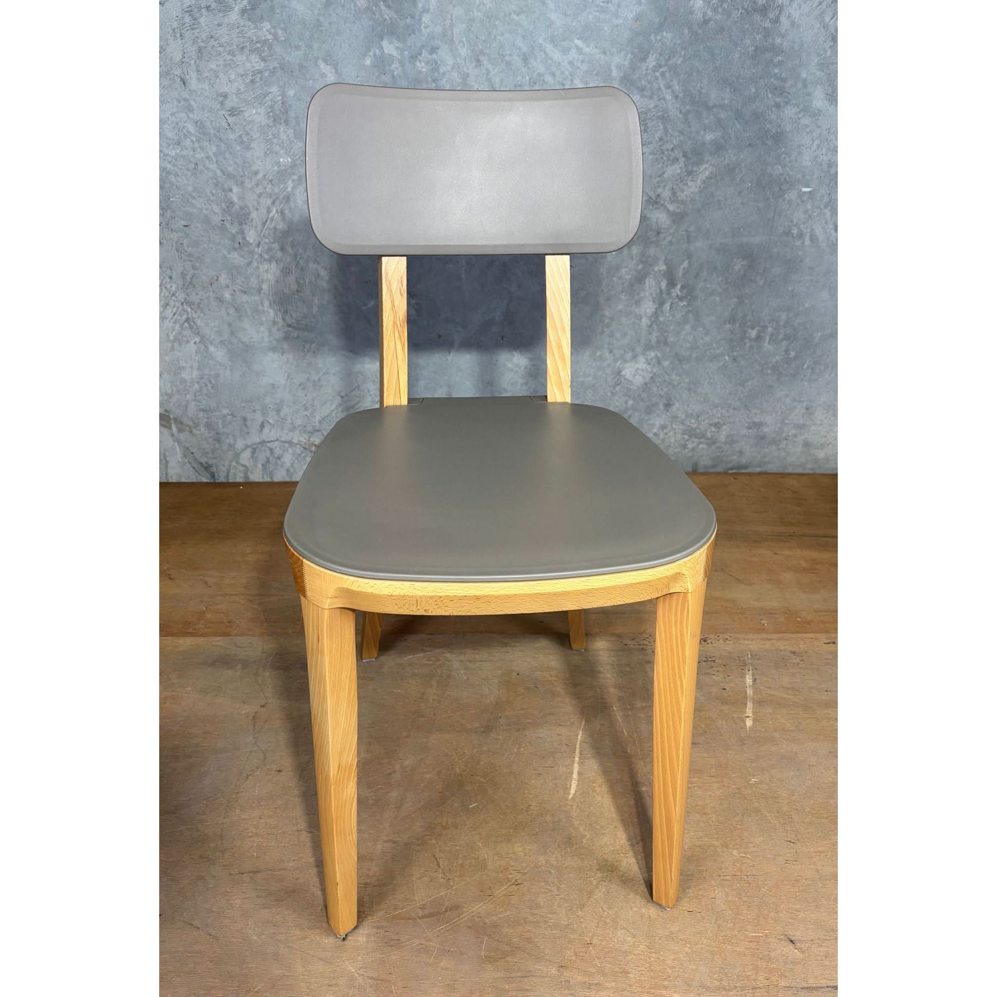 Porta Venezia Visitor Chair | Bazaa | Designer, Vintage and Antique Furniture