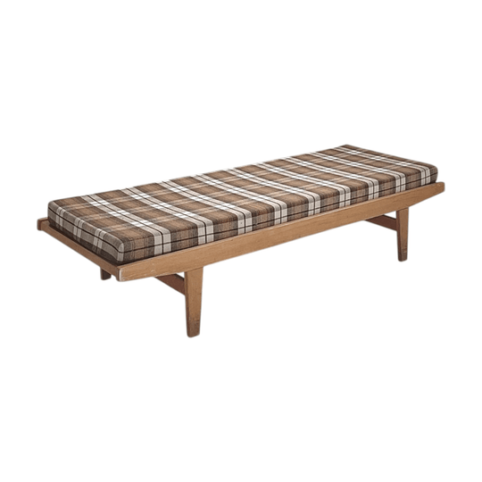 Poul M. Volther Daybed