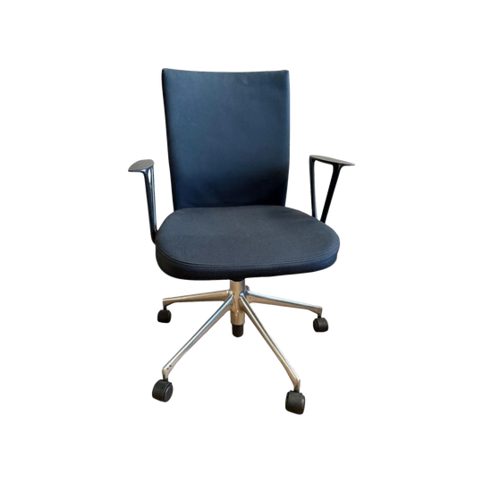 Pre-Loved Vitra Chair