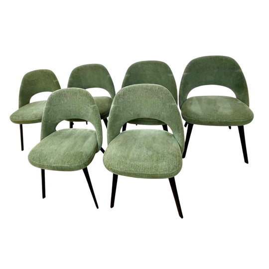 Stunning set of Six Knoll Saarinen Executive Side Chair, RRP: $21,900
