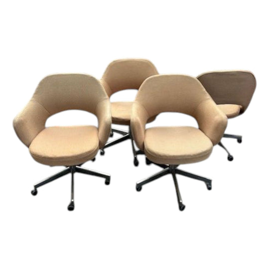 Set of Original Knoll Saarinen Executive Swivel Armchair