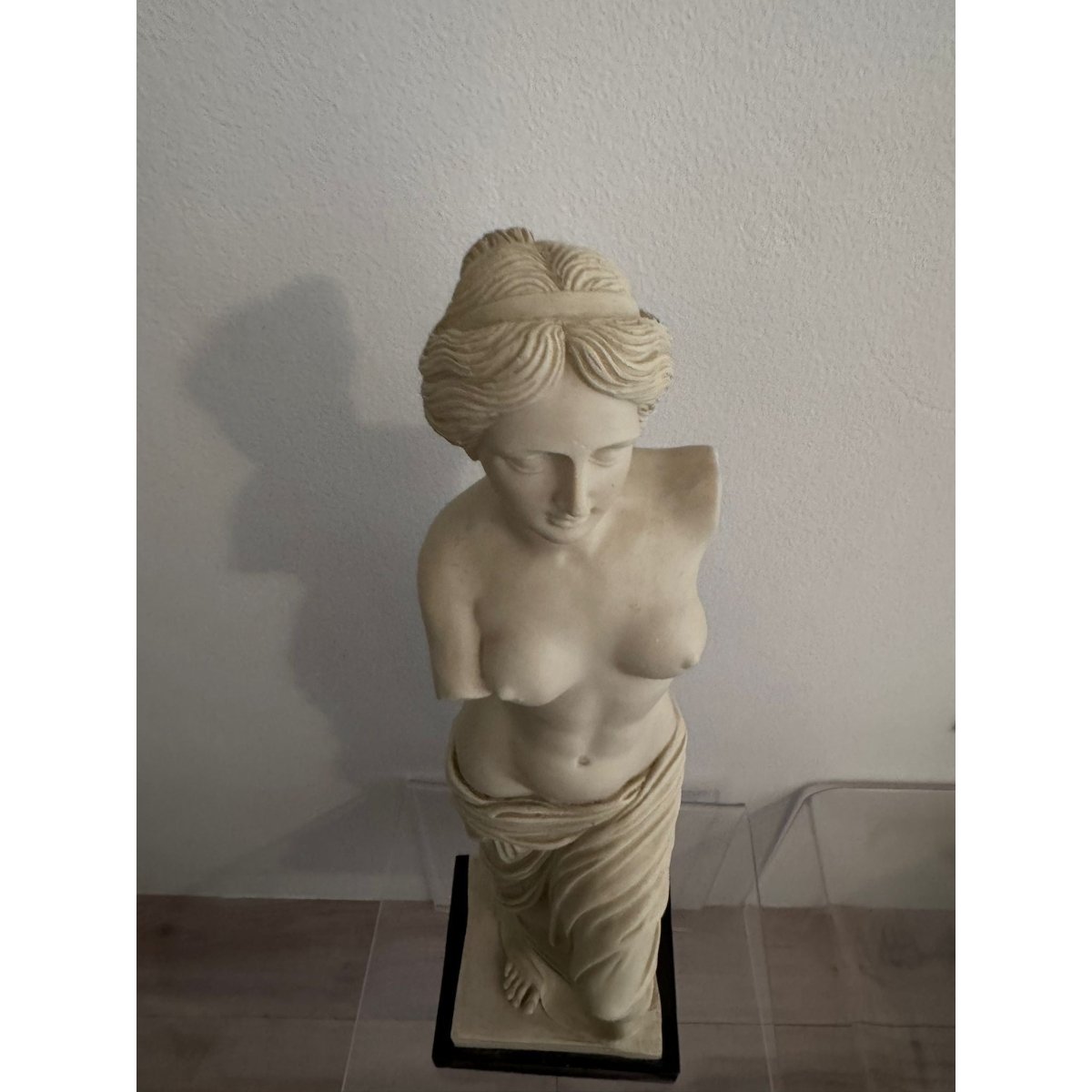 Statue Venus de Milo Style Sculpture Resin Classical Greek Bust Decor | Bazaa | Designer, Vintage and Antique Furniture