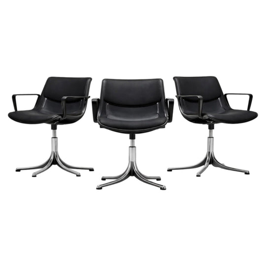 Tecno Modus Swivel Armchairs