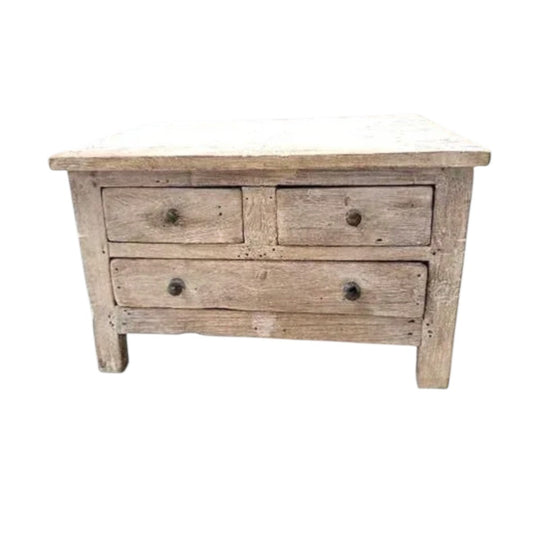 THREE DRAW VINTAGE TEAK CHEST / 630 (Copy)