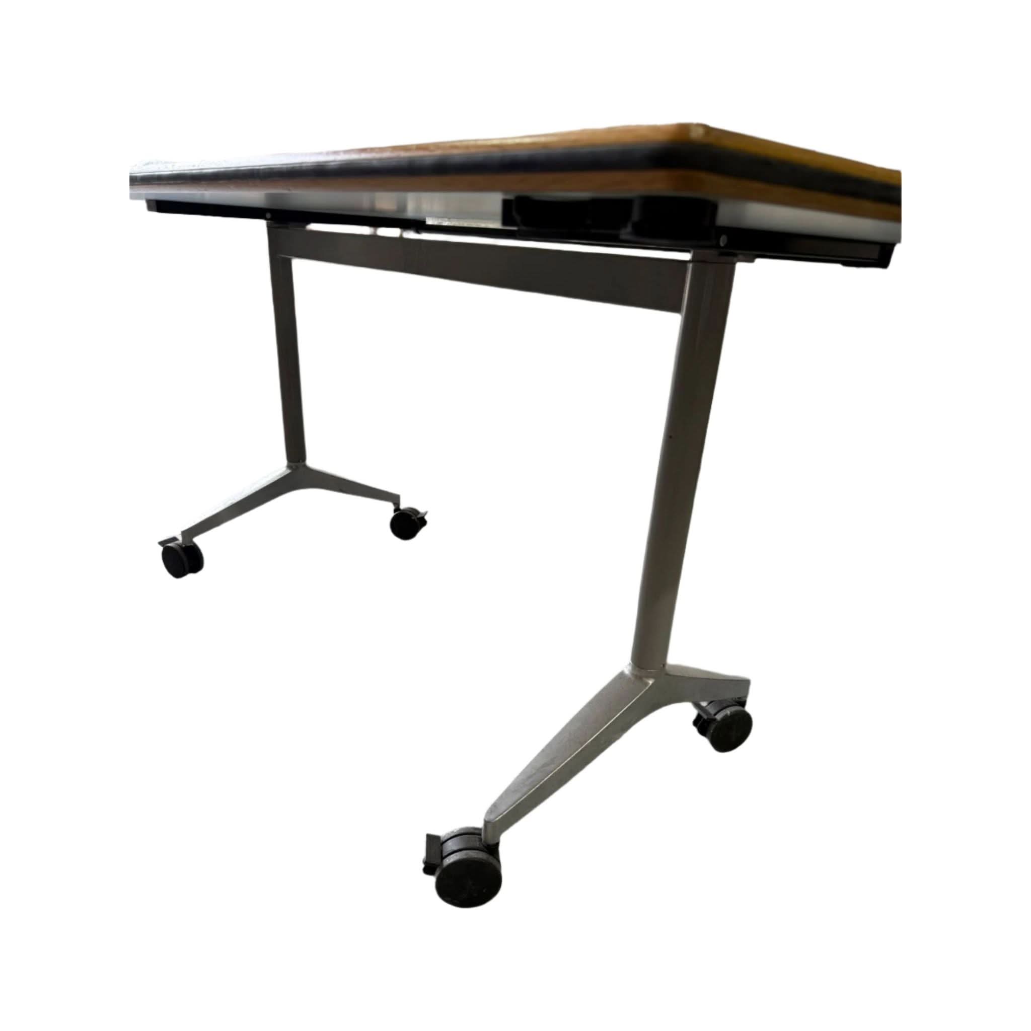 Timetable Smart Flip Table - Medium Size - 612 series, Wilkhahn | Bazaa | Designer, Vintage and Antique Furniture