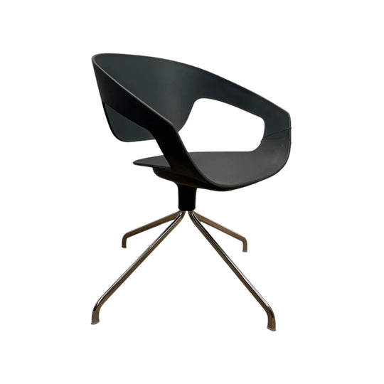 Design Nation Vad Swivel Chair by Luca Nichetto, 360-Degree Swivel Base