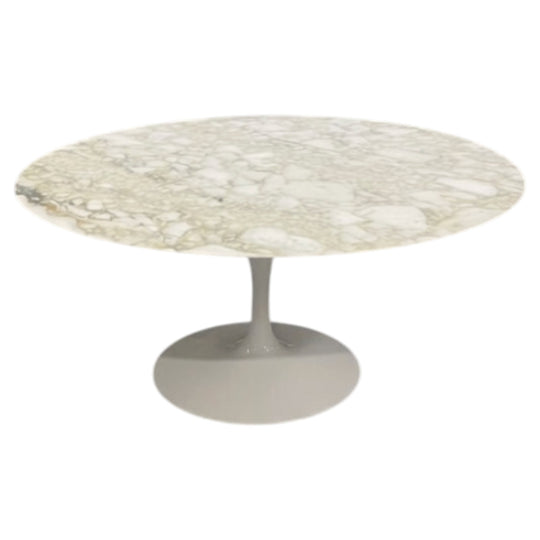 Knoll Saarinen Tulip Dining Table — Calacatta White Marble, 137cm