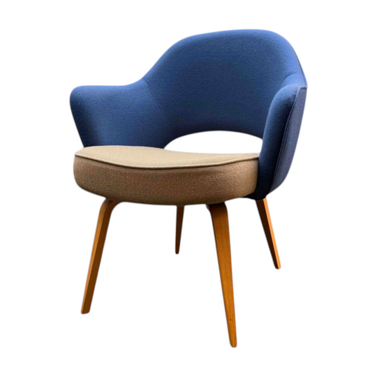 Saarinen Executive Armchair by Eero Saarinen for Knoll
