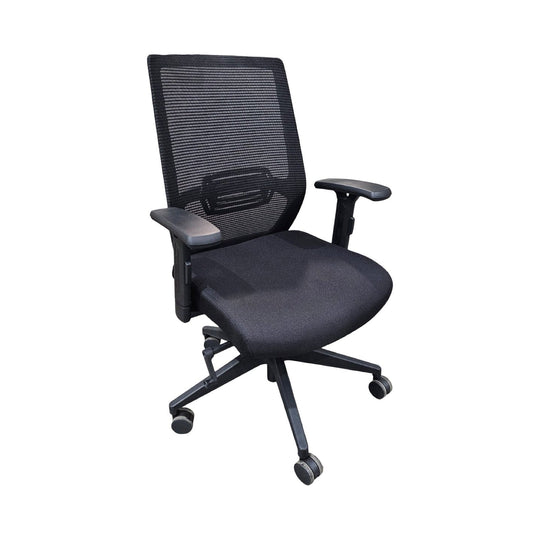 Ultimo Display Model Chair