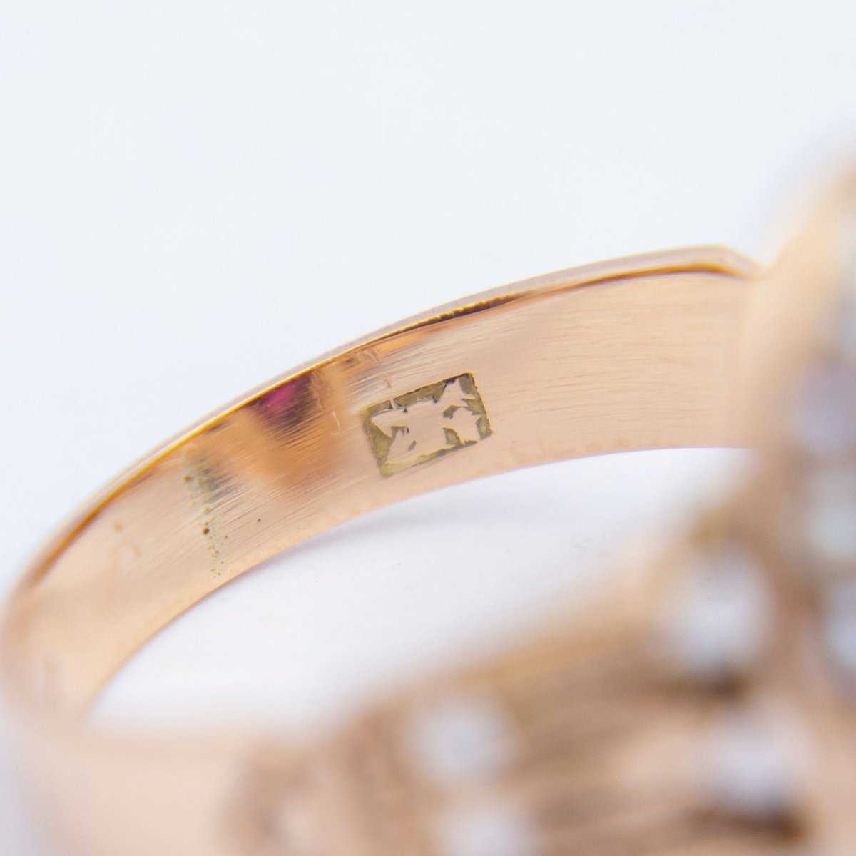 Victorian 9 Karat Gold Rhodolite-Type Garnet & Seed Pearl Ring by Shafer & Douglas, Newark | Bazaa | Designer, Vintage and Antique Furniture