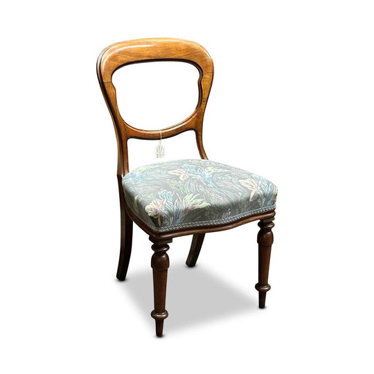 Victorian mahogany balloon back side chair c.1860