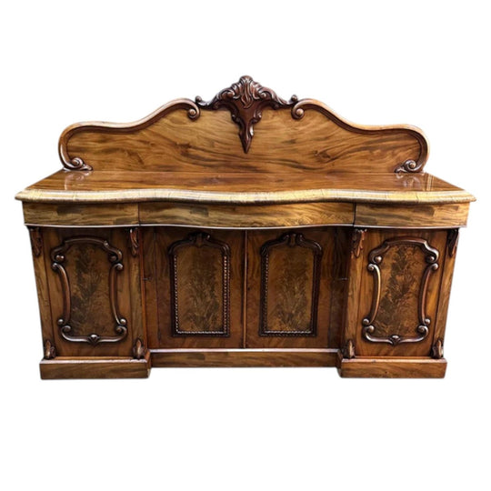 Victorian mahogany serpentine fronted 4 door sideboard c.1860