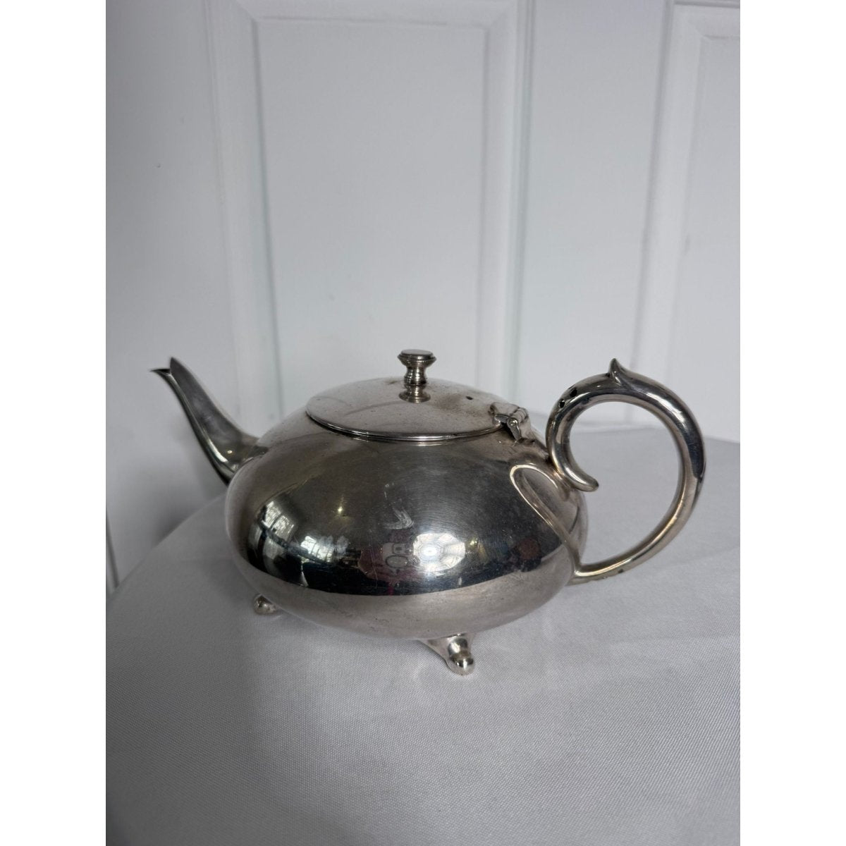 Vintage EPNS Silver-Plated Teapot by Phoenix Products, Mid-Century, Hinged Lid & Pedestal Feet | Bazaa | Designer, Vintage and Antique Furniture