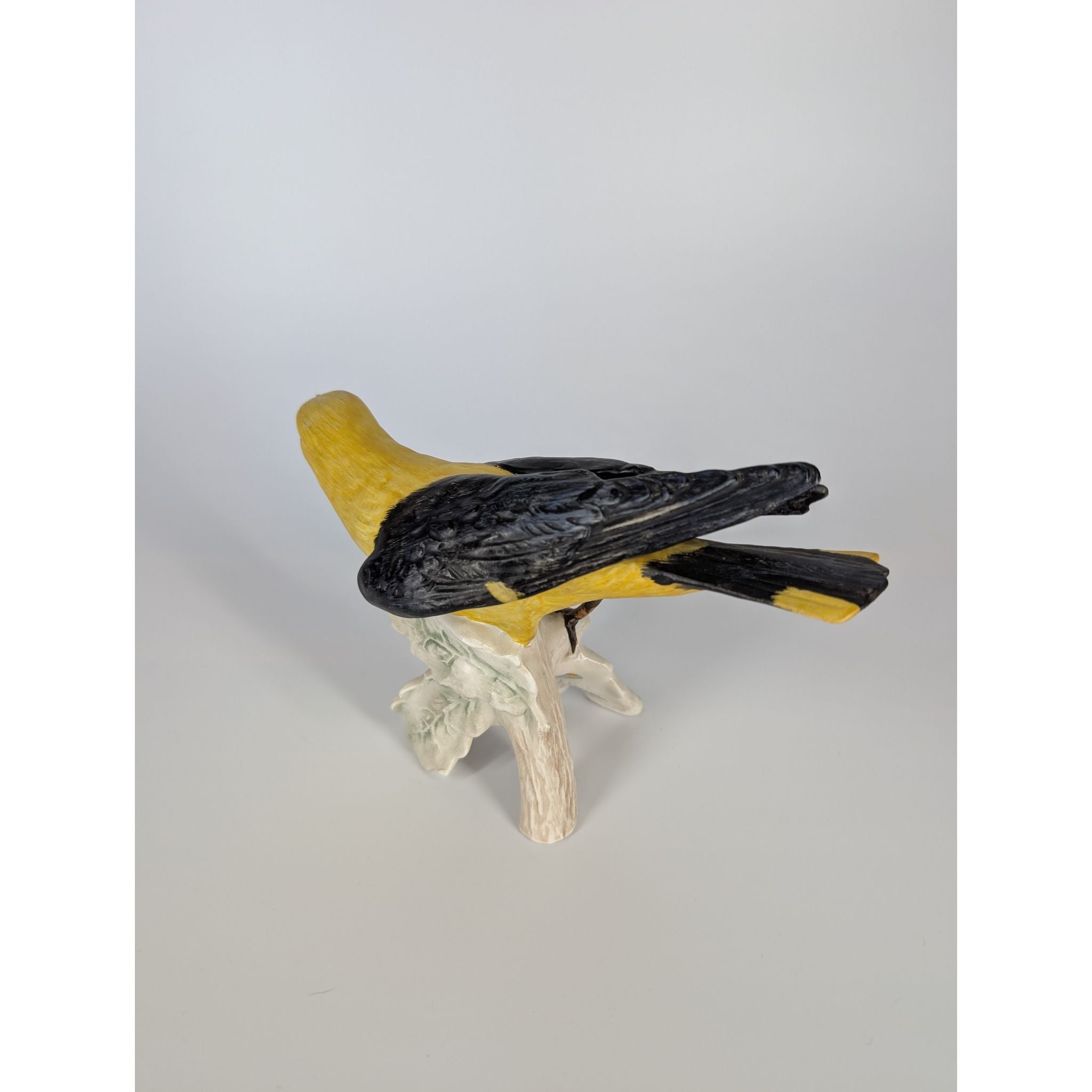 Vintage Goebel West German Pirol Golden Oriole Loriot Bird Statuette | Bazaa | Designer, Vintage and Antique Furniture