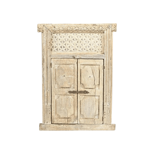 VINTAGE WINDOW WITH MIRROR