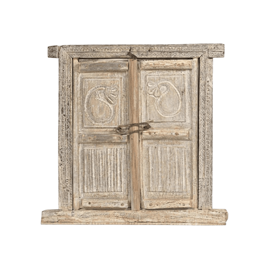 VINTAGE WINDOW WITH MIRROR