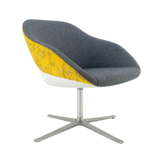 Walter Knoll – Turtle Lounge Chairs by Tom Lloyd (3 available))