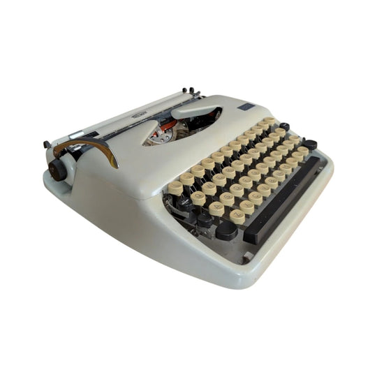West German Triumph Tippa Portable Typewriter Circa 1970