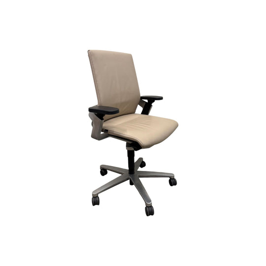 Wilkhahn ON Task Chair – Leather Executive Office Chair on Castors